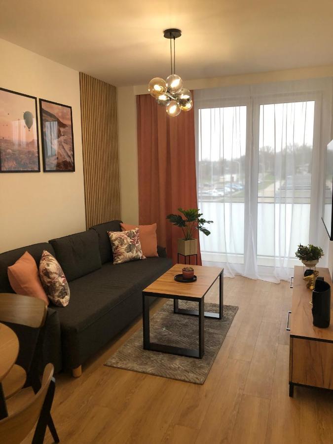 Apartament Pileckiego Nowy Dwor Mazowiecki Modlin Airport 외부 사진